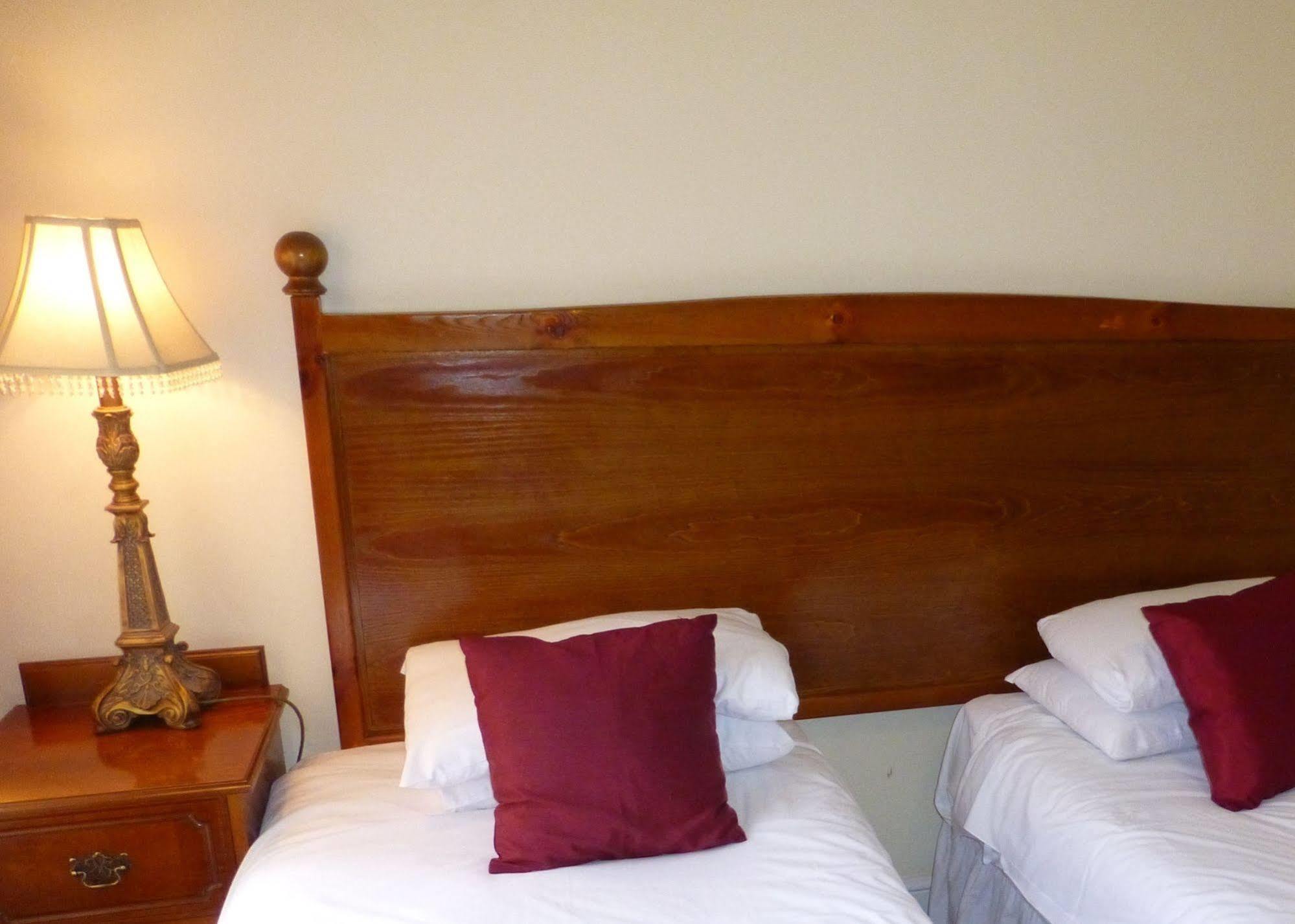 The Atherstone Red Lion Hotel מראה חיצוני תמונה